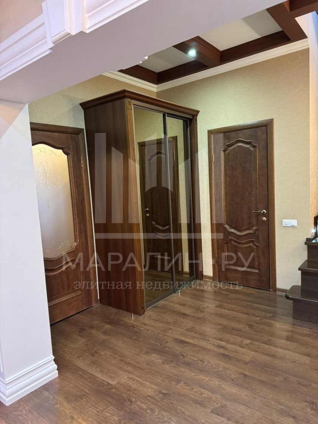 Продажа дома, 205м <sup>2</sup>, 4 сот., Батайск, Мира, 71